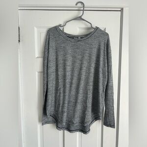 Gap loose long sleeve